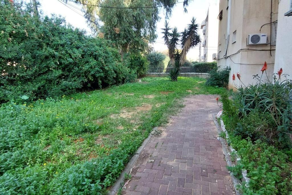 הנביאים 1 נתניה Naveim Apartment ภายนอก รูปภาพ
